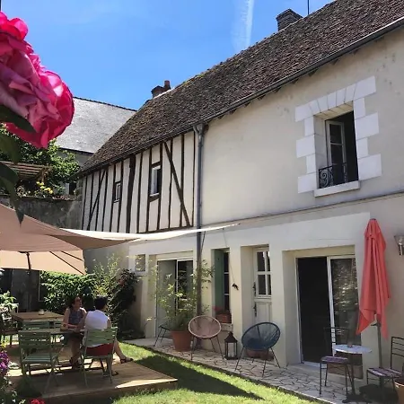 Bed and Breakfast Les 3 échoppes à Charge Extérieur photo